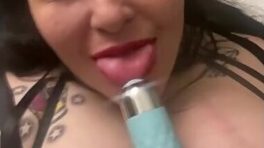 Alliekatnight69@onlyfans Vape puffing and playing with puffy pussy