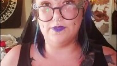 NerdyGothCurves in NGC Monday #2, Qs & As From Subs and Fans