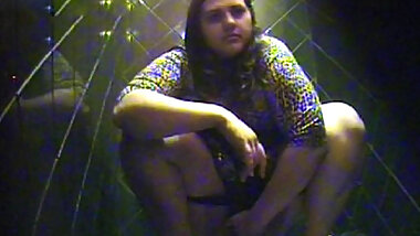 Chubby girl pees on hidden camera