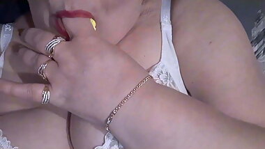 Bbw Mommy is a naughty mommy while her husband is gone