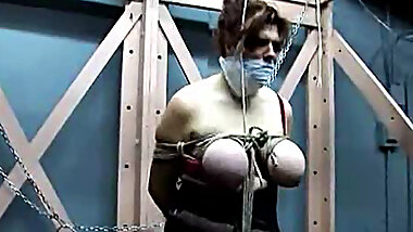 Classy chubby lady gets bondaged in expensive lingerie