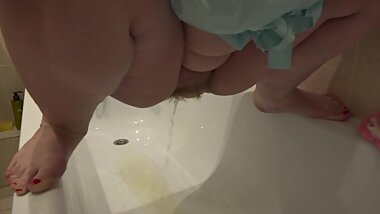 Pissing in bathroom mature bbw housewife milf