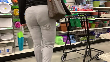 Pt2 black bbw posing sexy deep wedgie big booty