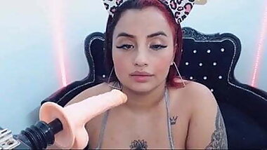 BBW Lady and her dildo machine deep throat
