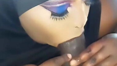 Fat Arab wife sucking stranger’s cock