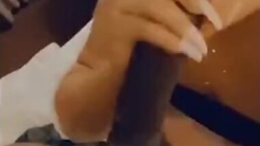 Hotel Housekeeper is a Transwoman! onlyfanscom/redsosexy