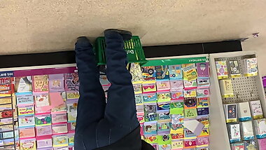 White granny sexy bending big booty