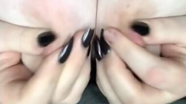 BBW plays with huge boobs Up Close !