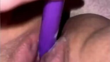 Swedish solo chubby teen squirting. Full video on OF