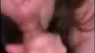 BBW loves giving head to PH hookup