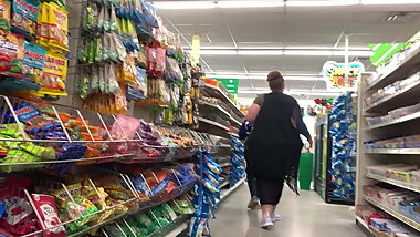 White ssbbw milf sexy jiggling booty walk through