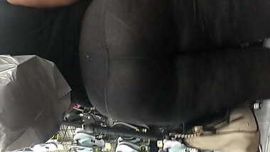 Leggings see through beautiful ass