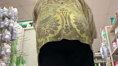 Tall white bbw granny sexy posing big boty iwant to anal