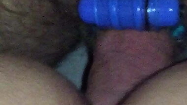 Buzzing to cum