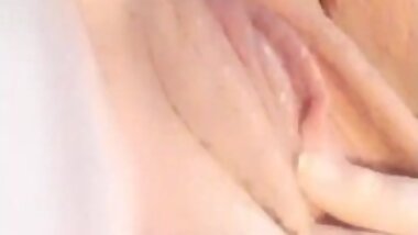 Pregnant girl is horny