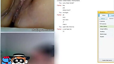 BBW rubs her pussy until she cum