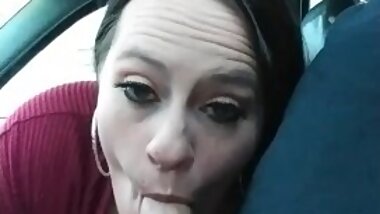 Alabama milf caught stranger jerking off in a van gave him road head for a ride to the glory hole