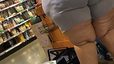 Big smashing BBW MonoPatin at Walmart