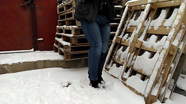 Desperation Wetting After Holding