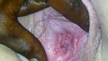 Pulsating results of Valentine pussy stretch