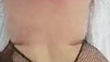 Masked BBW in fishnets gives up the booty